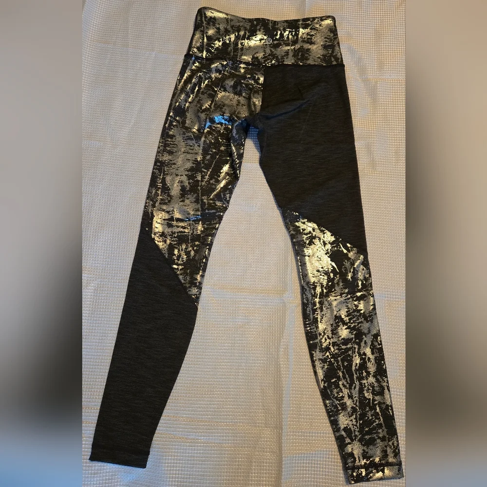 NWOT Lululemon Wunder Under HR Tight  Gray And Silver  Leggings